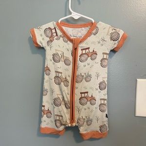 The Sleepy Sloth How We Roll Shortie